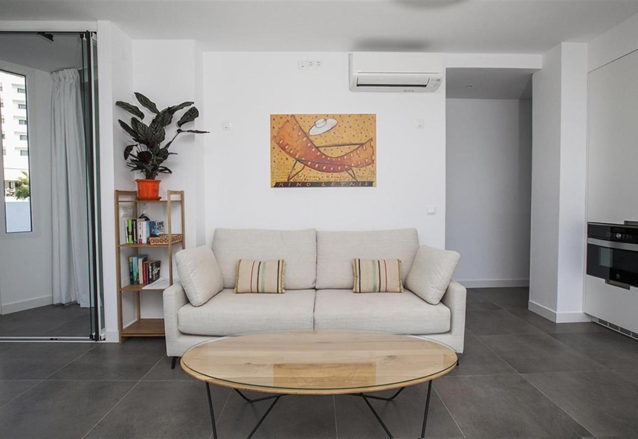 Super Front Line Modern New Apartm Nerja Exteriör bild